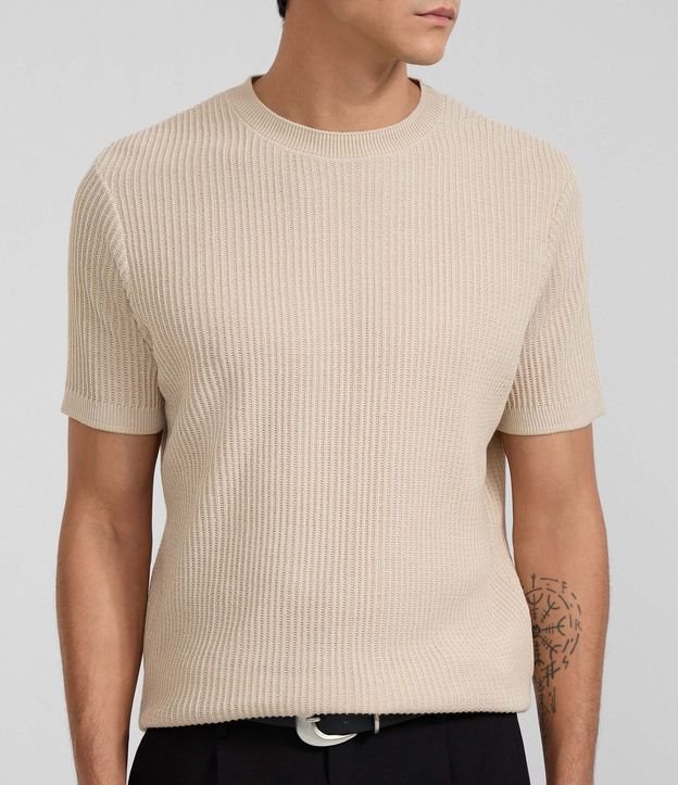 Remera Slim en Punto con Textura Acanalada