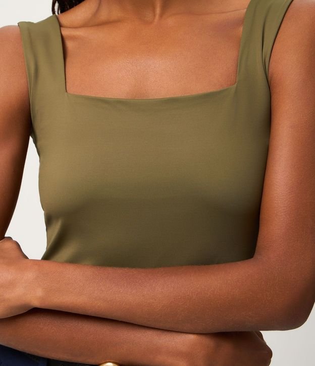 Blusa en Poliamida con Escote Cuadrado 4