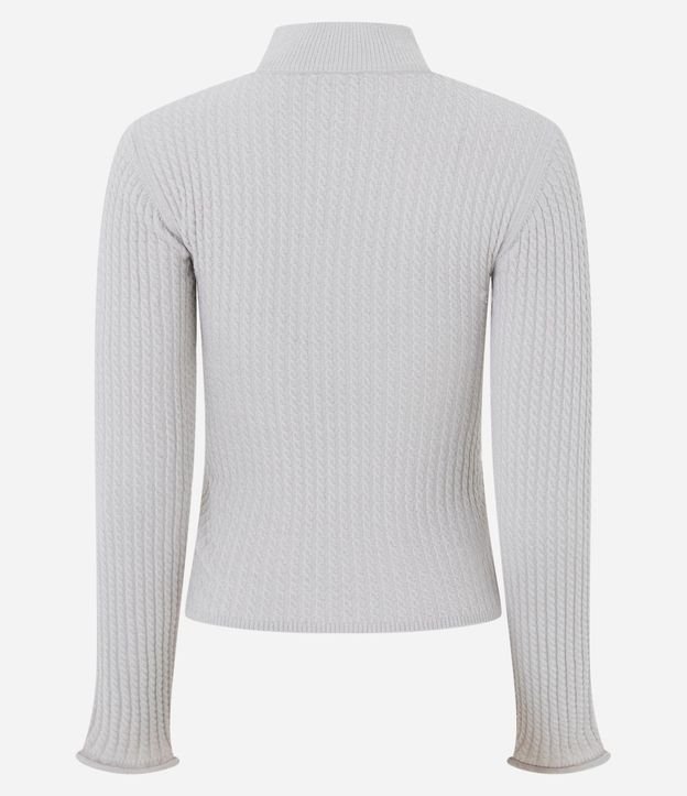 Blusa Slim Texturizada con Cuello Alto y Manga Larga 6