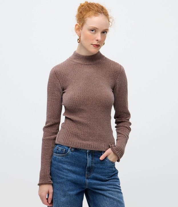 Blusa Slim Texturizada con Cuello Alto y Manga Larga 3