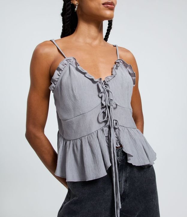 Blusa Texturizada con Lazo Delantero y Volados 3
