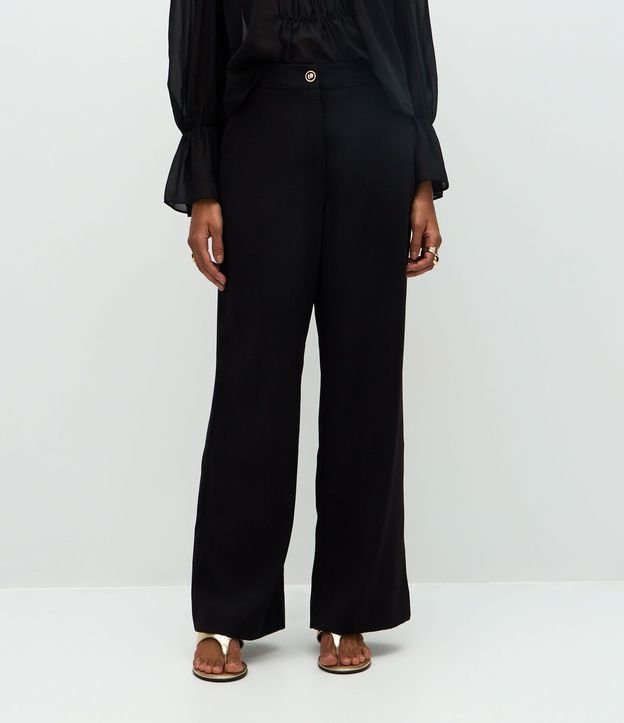 Pantalón Wide Leg Sastrería en Crepé con Botón 3