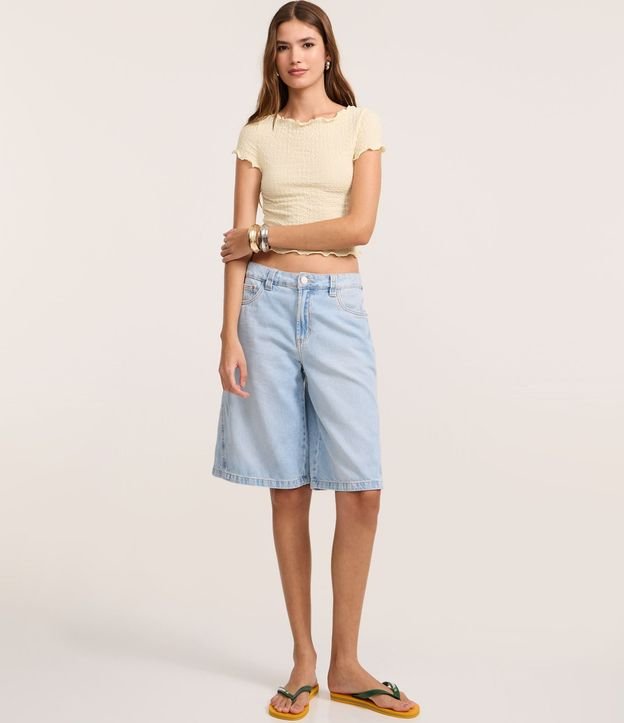 Blusa con Textura y Ondas en los Biés 2
