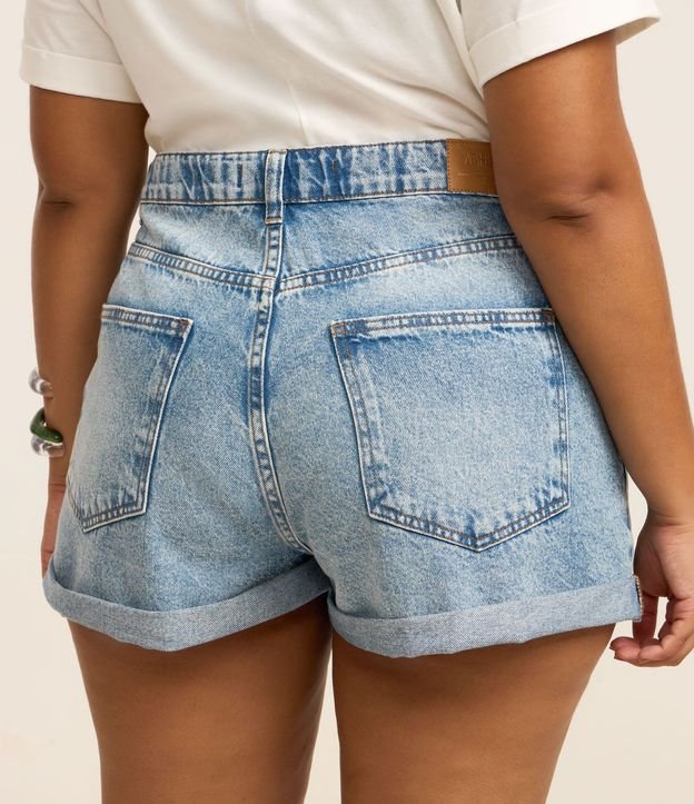 Short Mom en Jeans con Recorte y Bajo Plegado Curve & Plus Size 7
