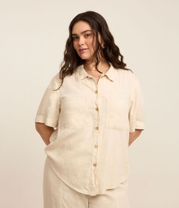Camisa en Sarga con Bolsillos Curve & Plus Size