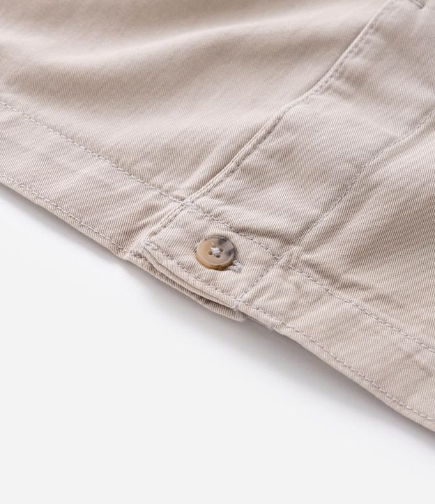 Camisa Overboxy en Sarga con Bolsillo Sobre Delantero 7