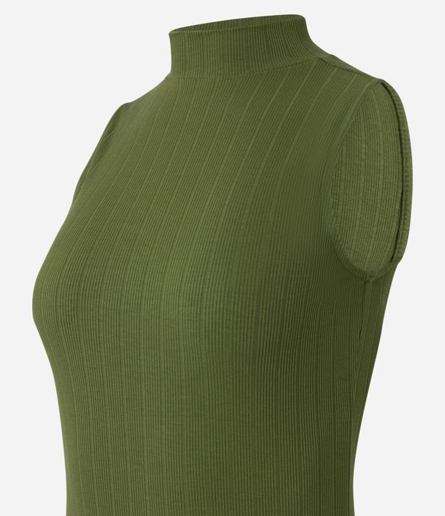Vestido Midi Canelado en Rib con Cuello Alto 10