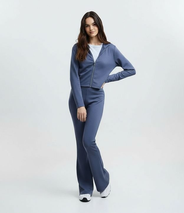 Pantalon Flare en Microfibra con Cintura Ancha 3