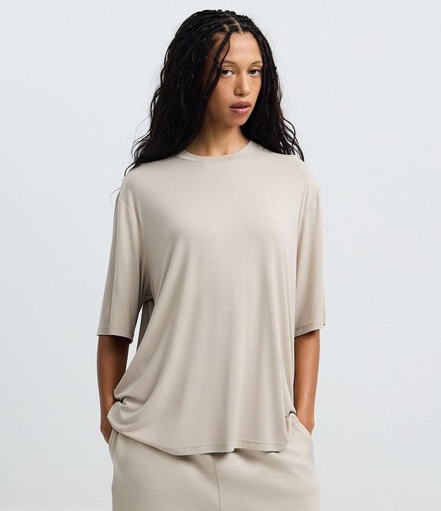 Remera Oversized en Microfibra con Manga Corta