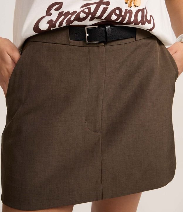 Short Pollera Reto con Cinturón y Alfaiatado 4
