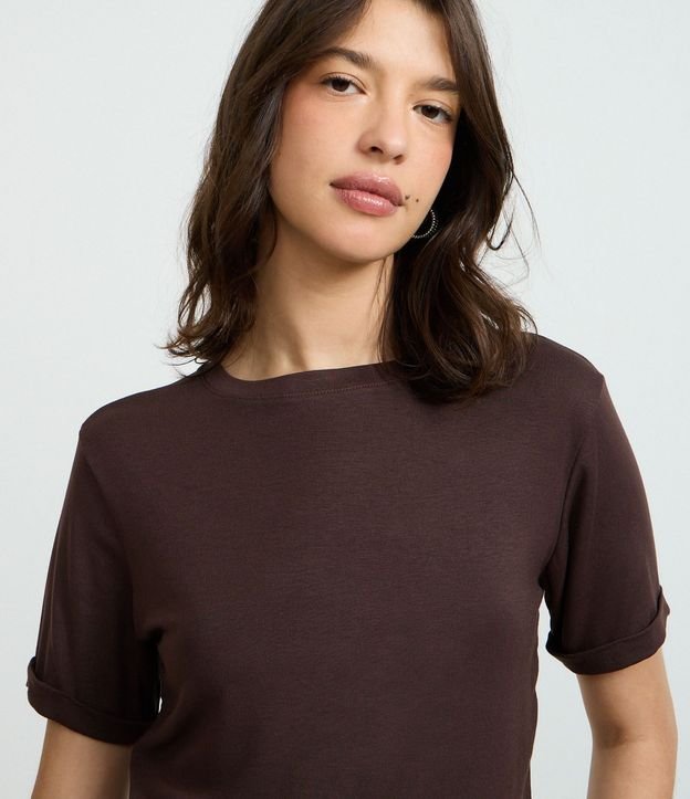 Blusa Básica en Viscosa con Manga Dobrada 3