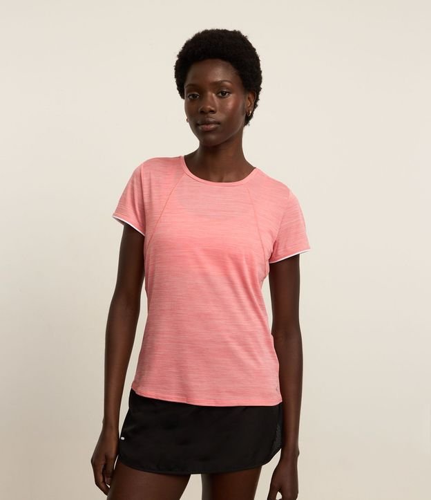 Remera Deportiva con Tecnologia Dry y Frisos en la Espalda 2