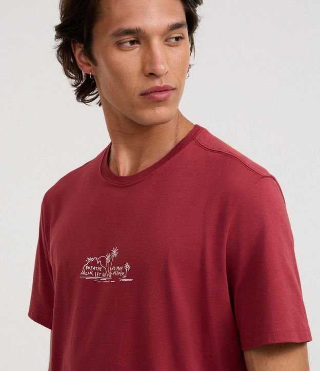 Remera Comfort en Algodón Peruano con Estampa Lettering Ilha 4