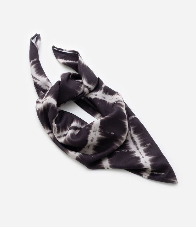 Pañuelo en Chalis con Estampa Shibori 4