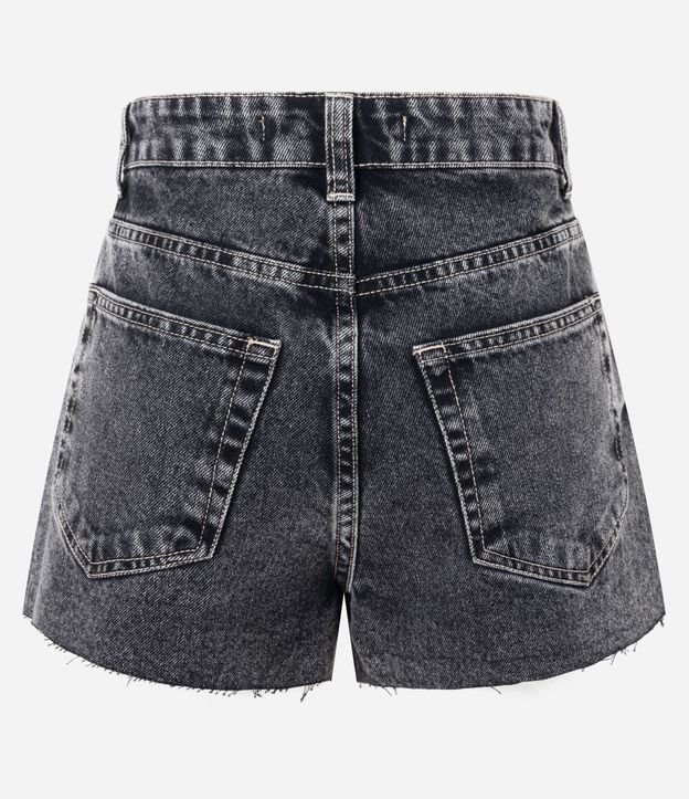 Short Mom en Jeans Marmoleado con Ruedo Cortado 7