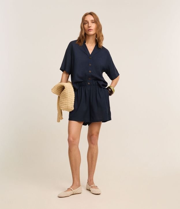 Short Runner en Viscolino con Botón en la Cintura 1