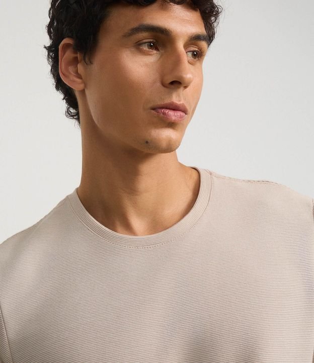 Remera Slim en Algodón Acanalada 5