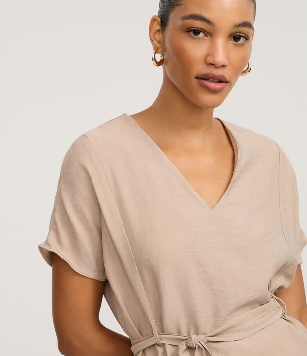 Blusa en Crepé con Escote V y Lazo en la Cintura 3