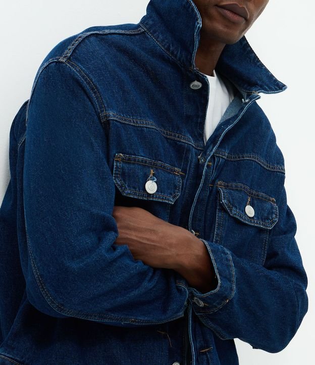 Campera Jeans con Bolsos Delanteros y Costura Marcada 4