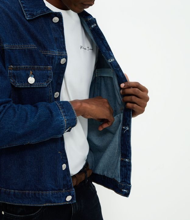 Campera Jeans con Bolsos Delanteros y Costura Marcada 5