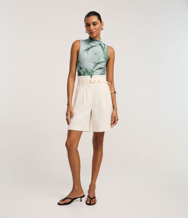 Blusa en Tule con Cuello Alto y Estampa Abstracta 2