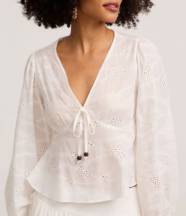 Blusa en Laise con Manga Abullonada y Lazo 5
