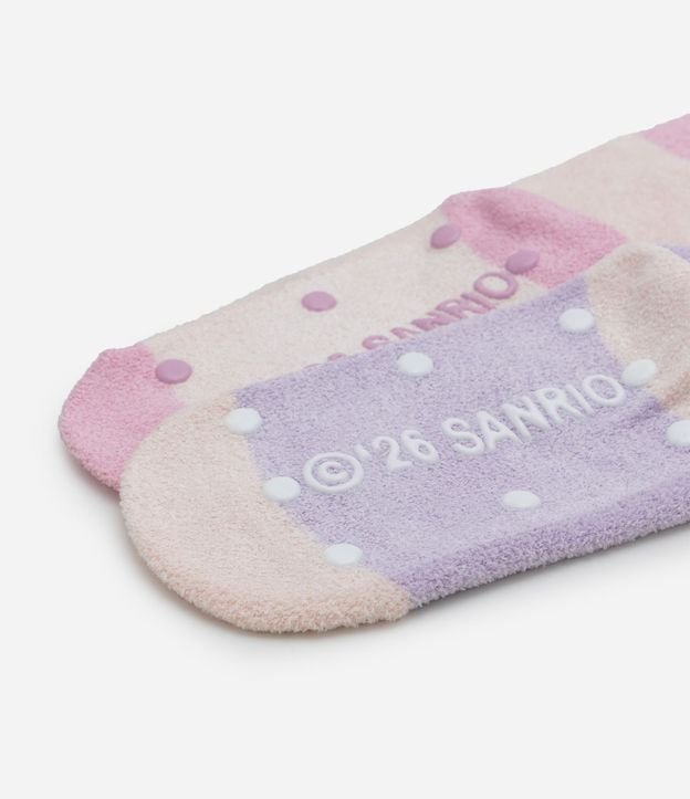 Kit 02 Medias Infantiles en Chenille con Estampado Hello Kitty - Talle 19 a 34 3