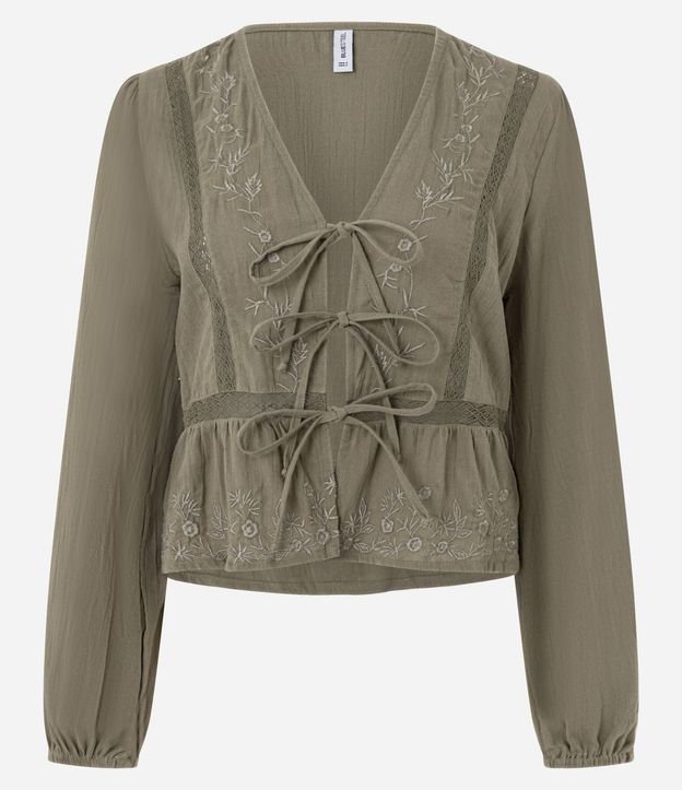 Blusa Bata con Bordado y Lazo Delantero 5