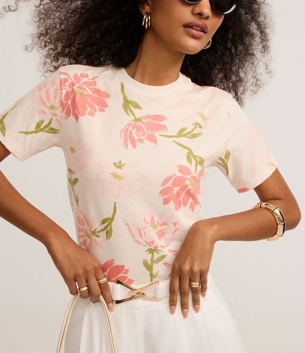 Blusa Slim en Algodón con Cuello Redondo y Estampado Floral 6