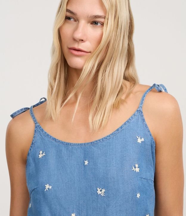 Blusa de Bretel Lazo en Liocel con Bordado Floral 3