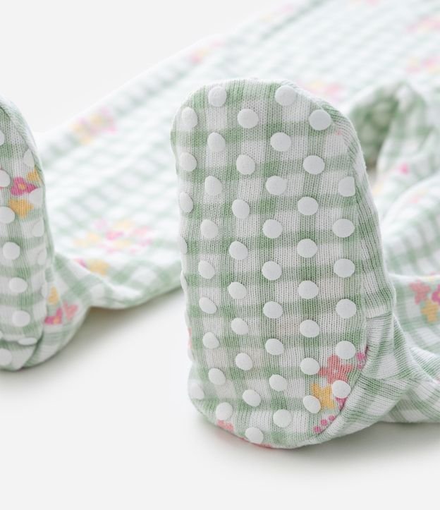 Enterito Infantil en Punto Vichy con Estampado Floral – Talle RN a 18 Meses 10