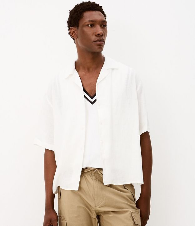 Camisa Boxy en Puro Lino con Cuello Bowling 3