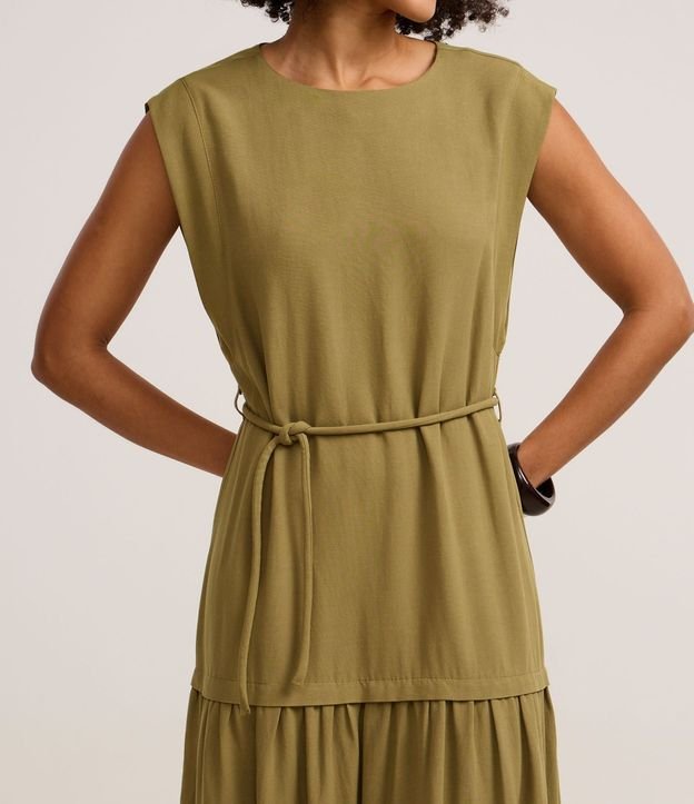 Vestido Evasê Midi en Viscolino con Cinturón Cuerda 4