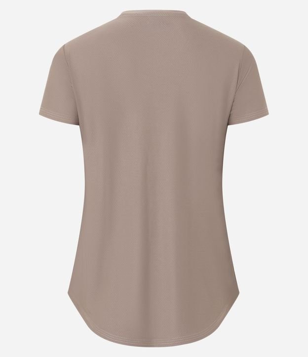 Remera Deportiva en Helanca con Estampa de Ondas Verticales 7