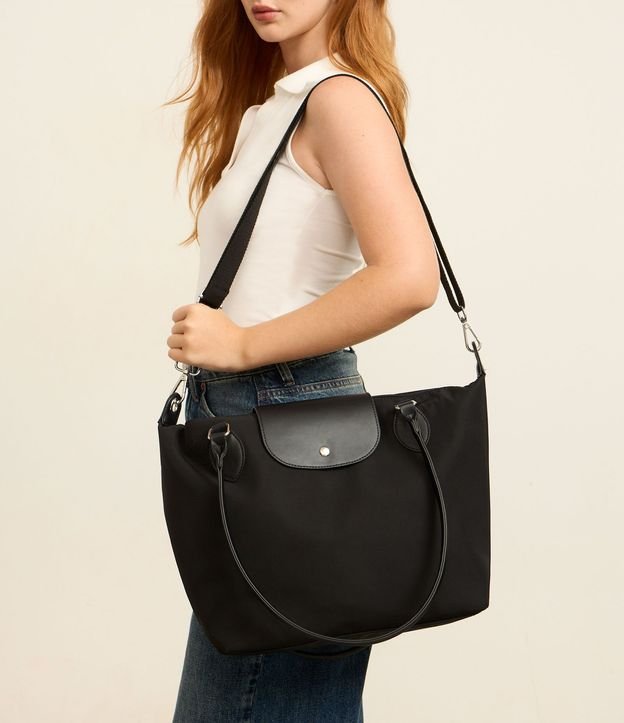 Cartera Grande con Cremallera Solapa y Asa Doble 9