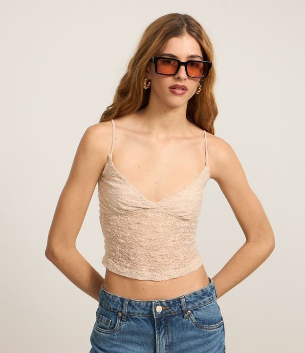 Blusa en Encaje con Breteles Finos y Textura