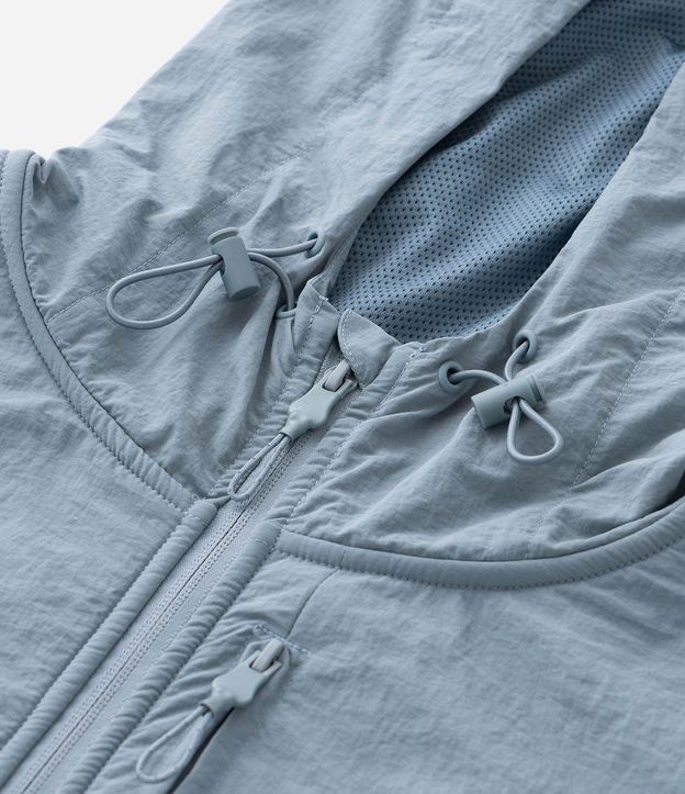 Buzo Masculino de Fleece con Capucha y Recorte en Tejido Plano 12