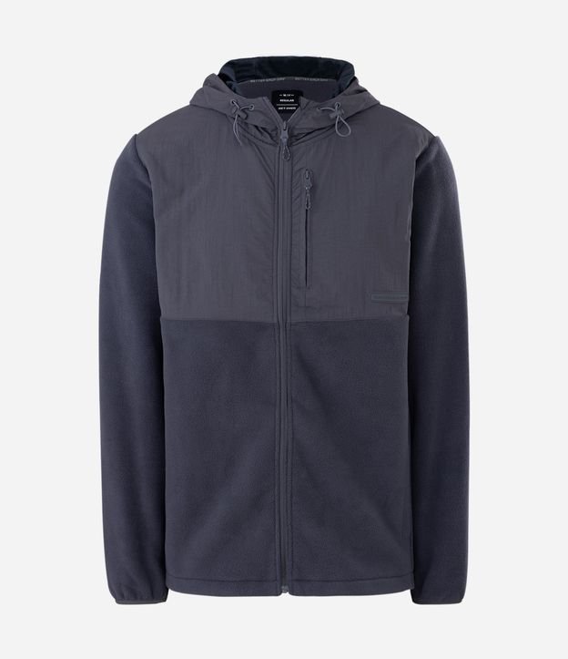 Buzo Masculino de Fleece con Capucha y Recorte en Tejido Plano 4