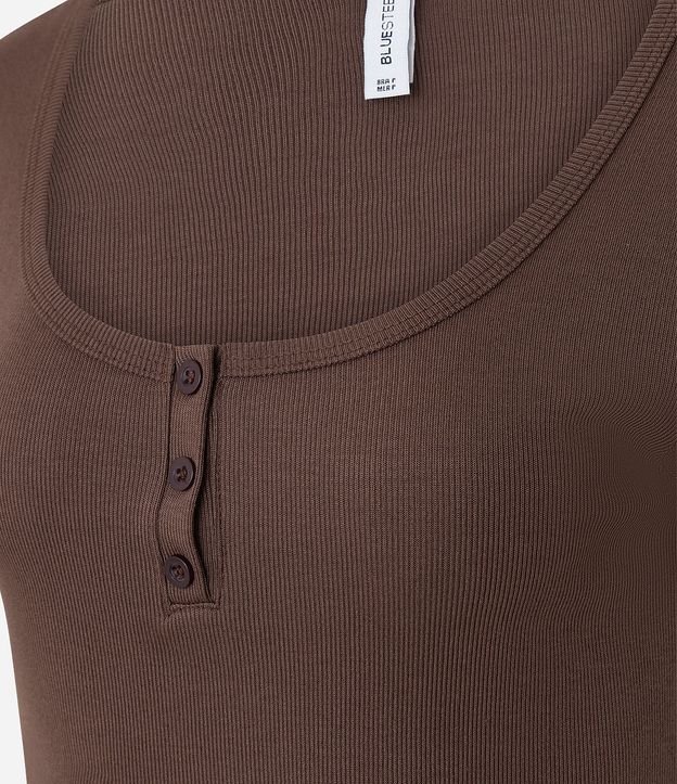 Blusa en Rib con Botones en el Escote 8