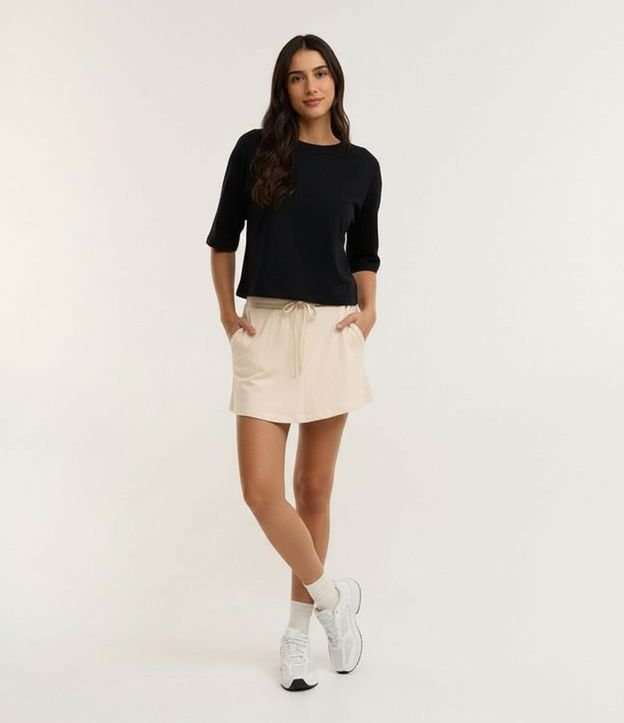 Short Pollera en Malla con Cintura Elástica