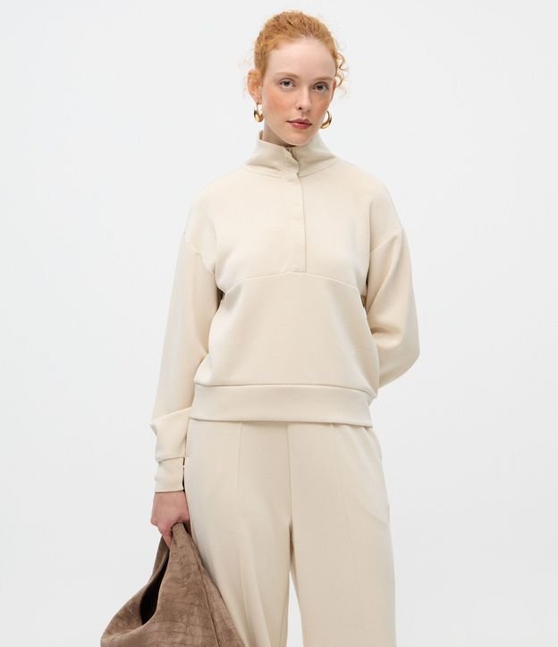 Pantalón Recto en Modal con Cintura Alta 2