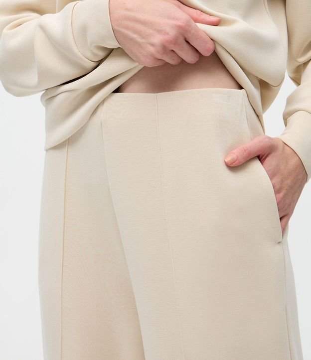 Pantalón Recto en Modal con Cintura Alta 5