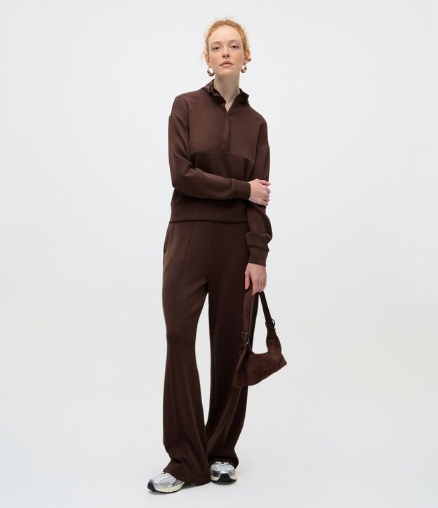 Pantalón Recto en Modal con Cintura Alta