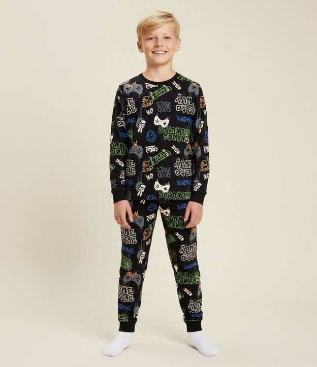 Pijama Infantil Largo en Plush con Estampado de Skate – Talle 7 a 14 años