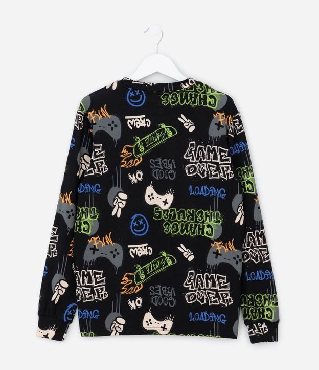 Pijama Infantil Largo en Plush con Estampado de Skate – Talle 7 a 14 años 4