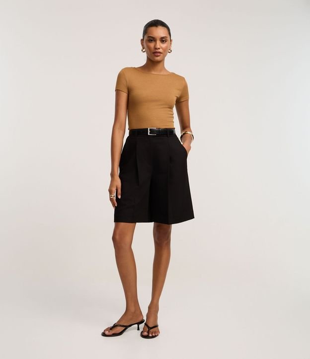 Blusa Acanalada en Rib con Cuello Polo 2