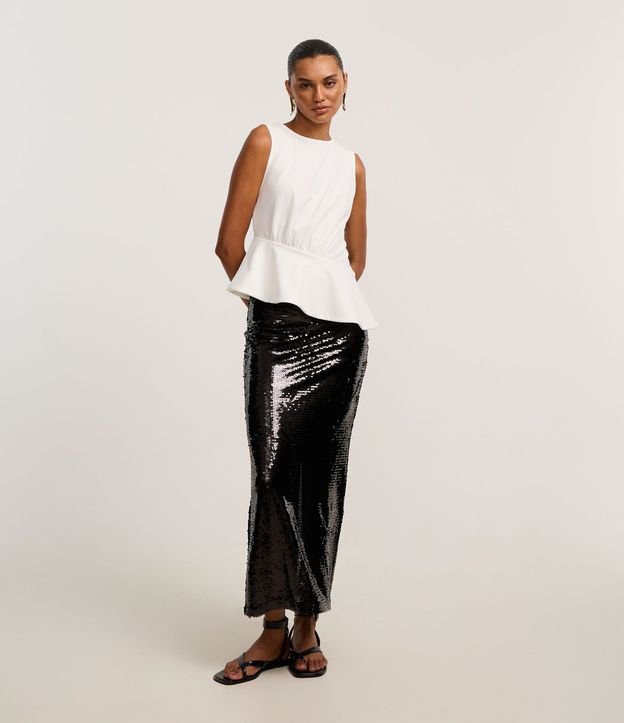 Blusa Peplum con Cuello Redondo y Ruedo Asimétrico 2