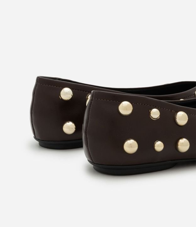 Zapatilla en PU Punta Redonda con Big Esferas de Metal 4