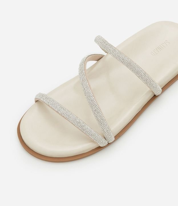 Sandalia Plana Mule con Asas Brillosas 3