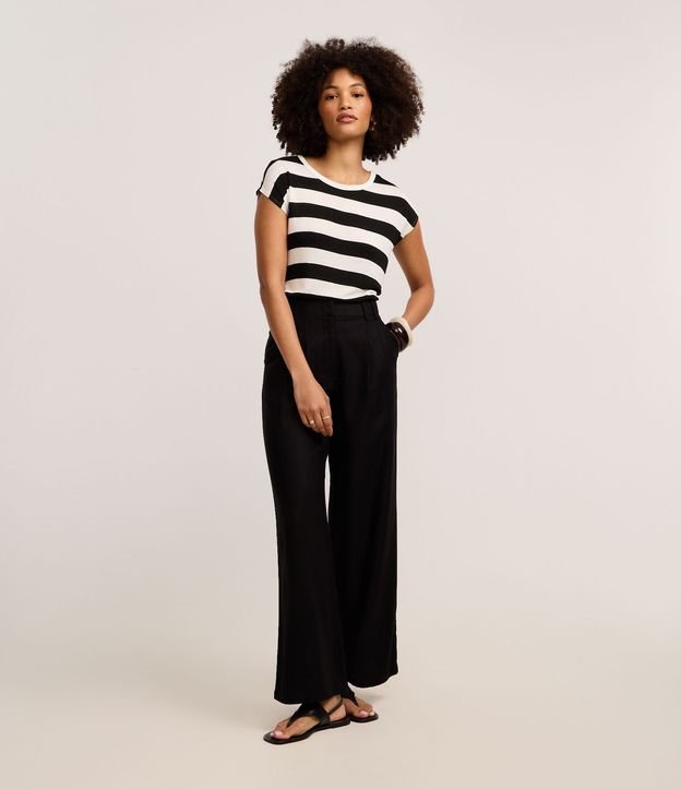 Blusa en Viscosa con Rayas Horizontales Largas 2